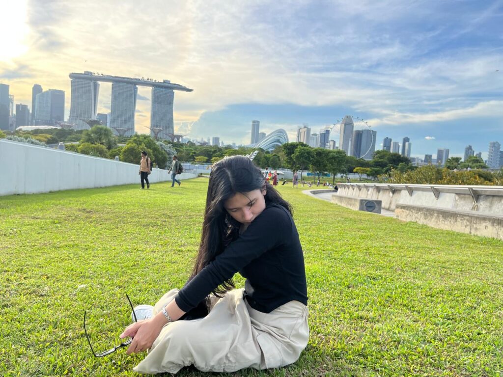 Suasana sunset di Marina Barrage, Singapore